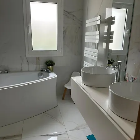 Maison Avec Piscine *